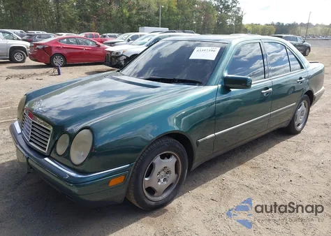 1997 Mercedes-Benz E 420 from USA, damaged, VIN WDBJF72F8VA279758